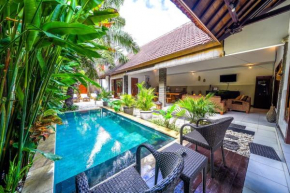 LEGIAN Villa JES - 4 Bedroom Villa - Legian